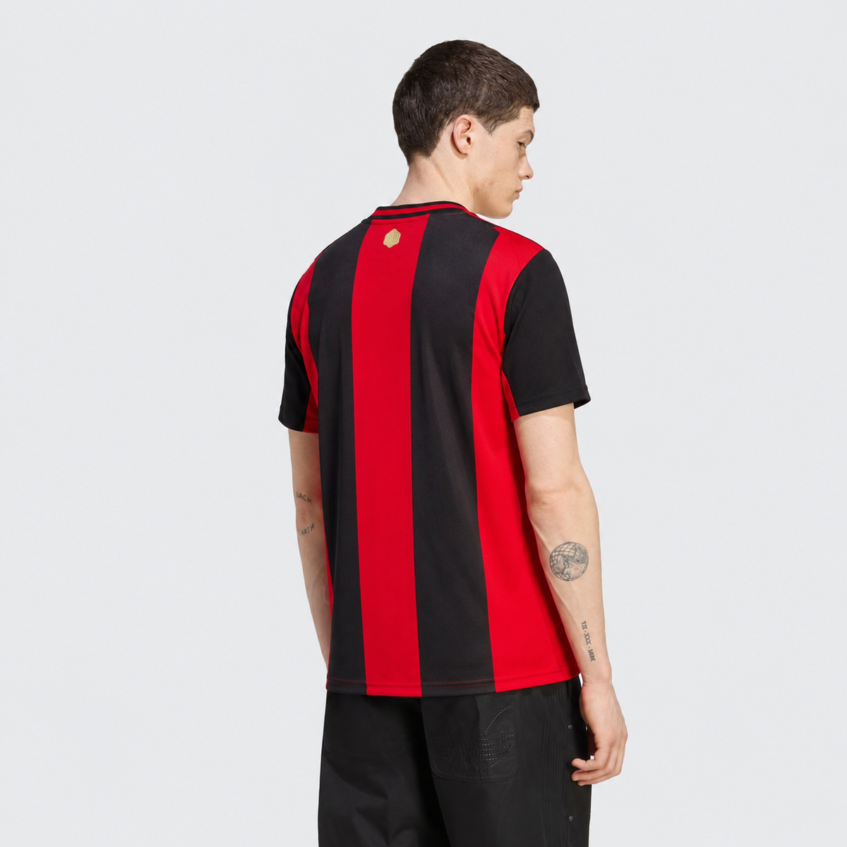 Camisa Milan 2026/27 I Jogador Masculina